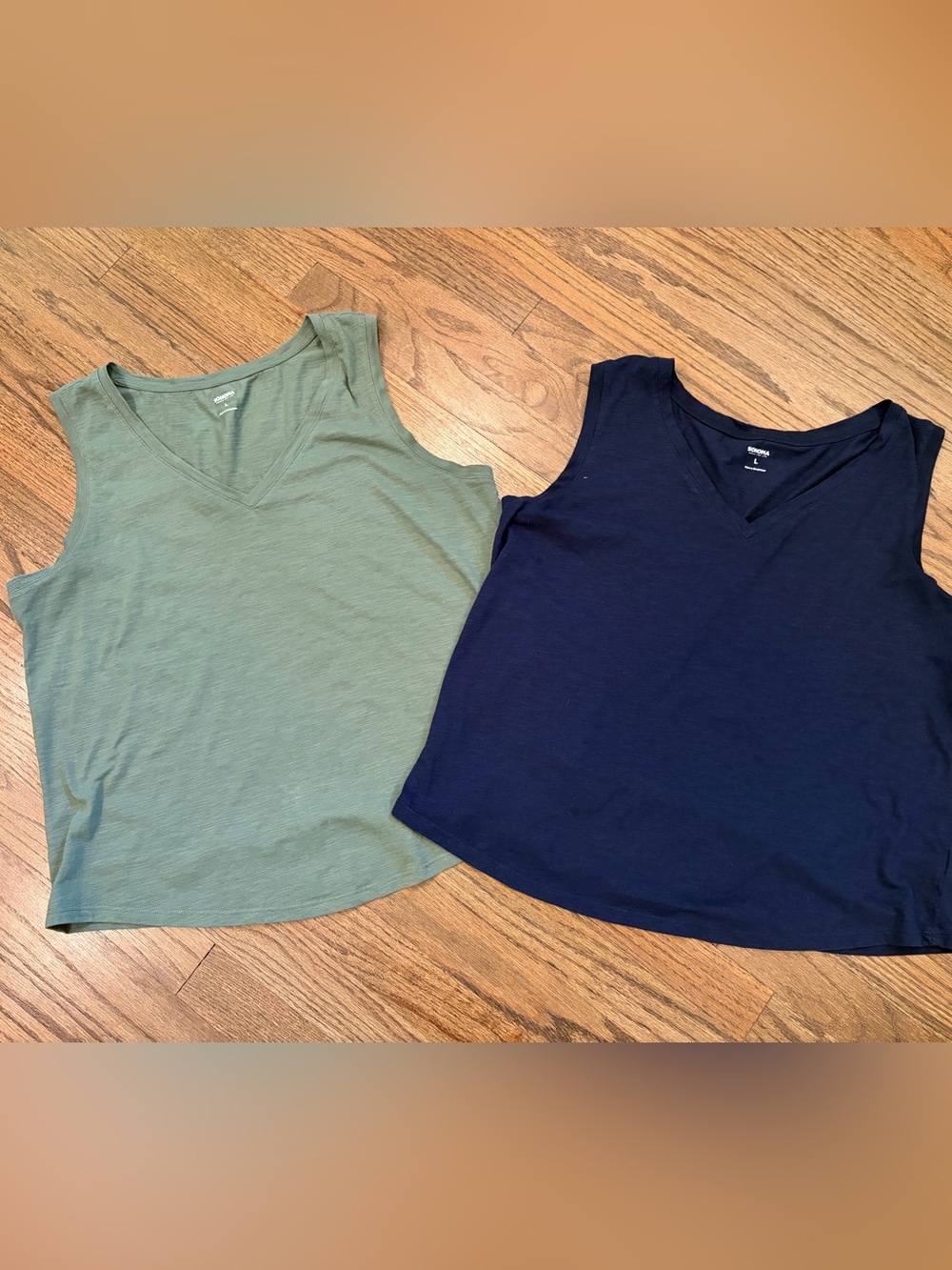 Sonoma V-Neck Tank Tops in Olive Green and Navy, size Large